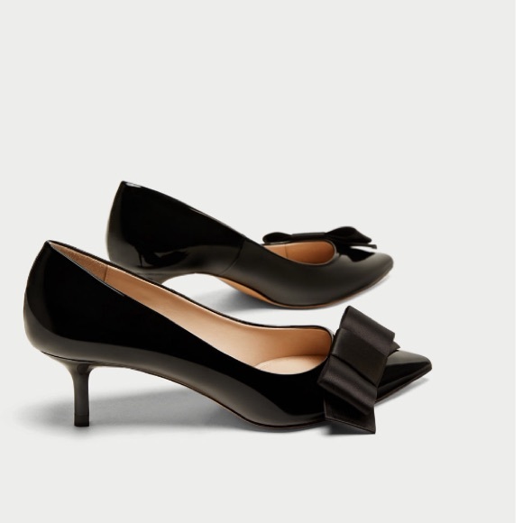 bow detail heels